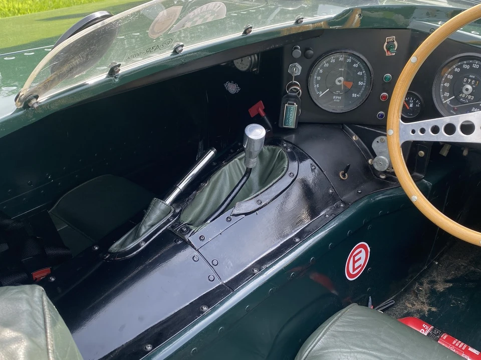 1975 Jaguar Replica - Image 13 of 30