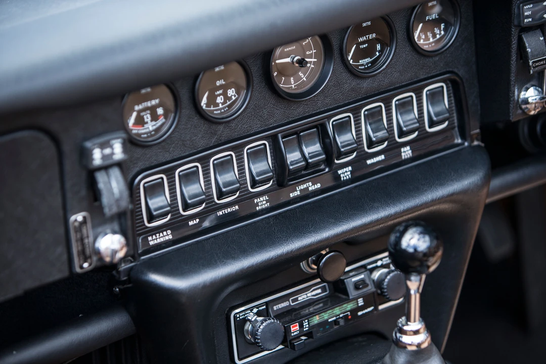 1975 Jaguar E-Type Series 3 V12 - Image 4 of 17