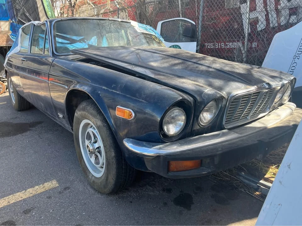1975 Jaguar XJ Series 2 - Image 2 of 10