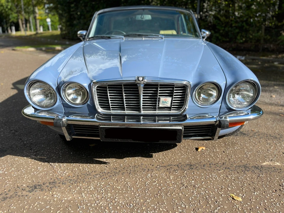1975 Jaguar XJ Coupe - Image 11 of 30