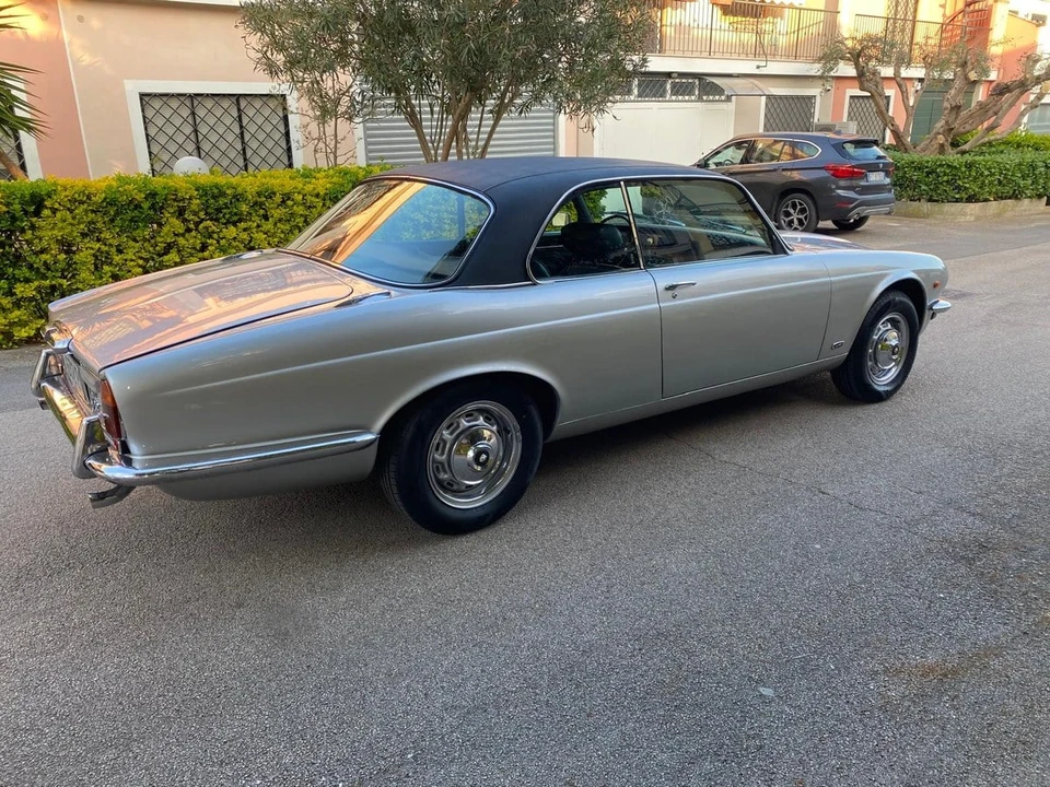 1975 Jaguar XJ Coupe - Image 10 of 30