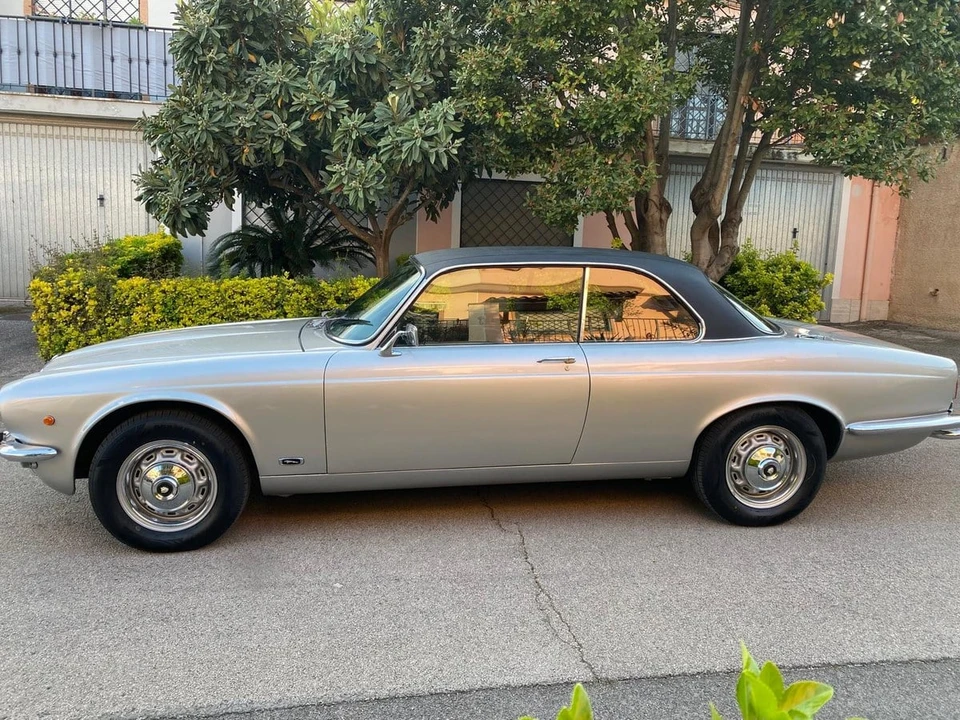 1975 Jaguar XJ Coupe - Image 8 of 30