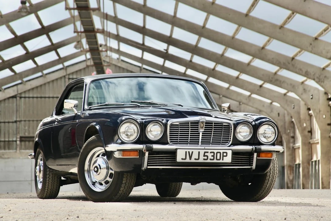 1975 Jaguar XJ Coupe - Image 2 of 30