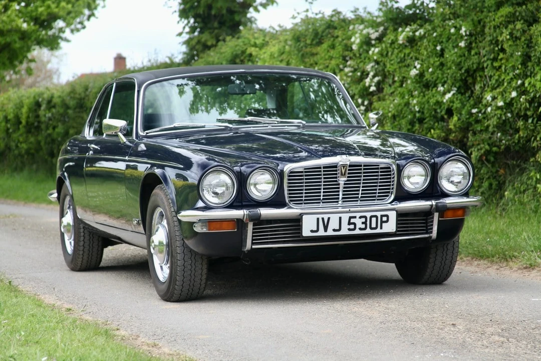 1975 Jaguar XJ Coupe - Image 11 of 30