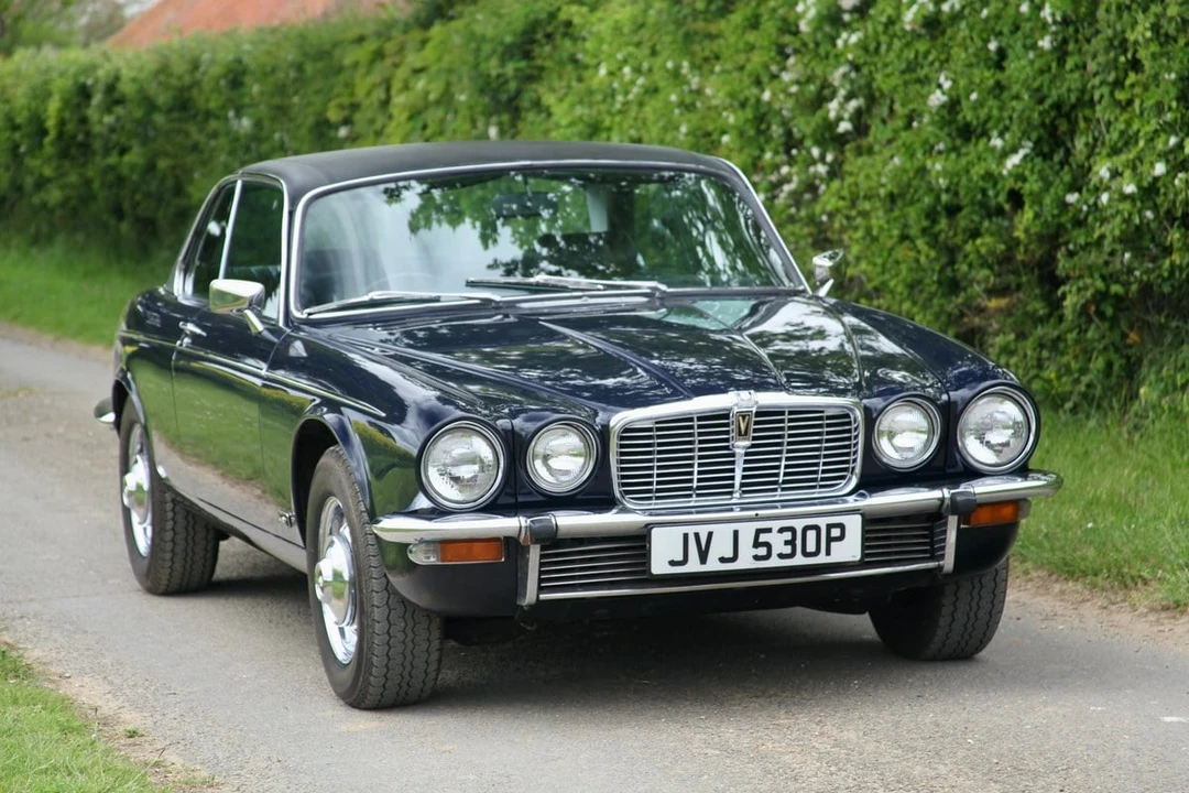1975 Jaguar XJ Coupe - Image 10 of 30