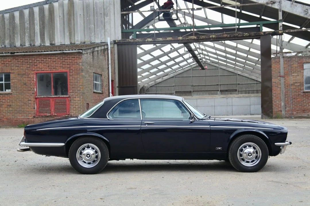 1975 Jaguar XJ Coupe - Image 24 of 30