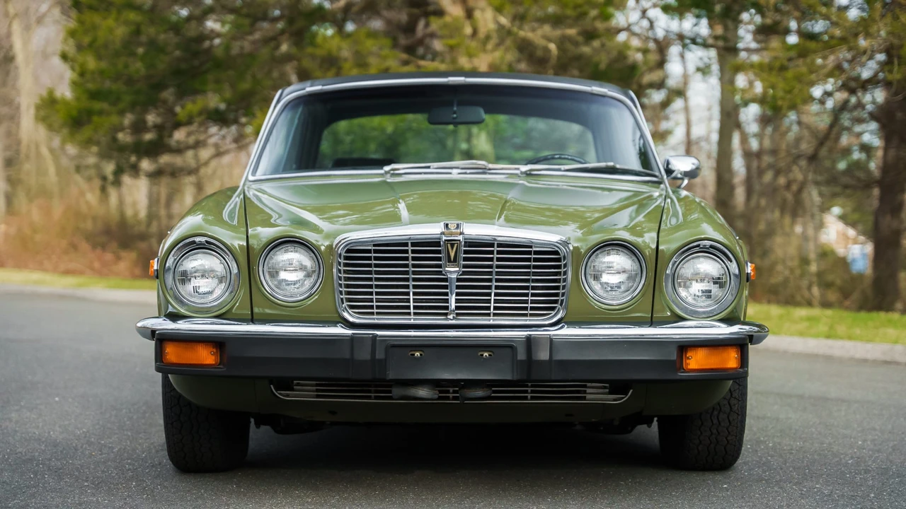 1975 Jaguar XJ Coupe - Image 14 of 31