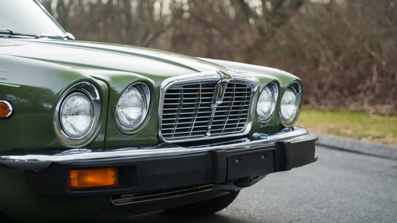 1975 Jaguar XJ Coupe - Image 16 of 31