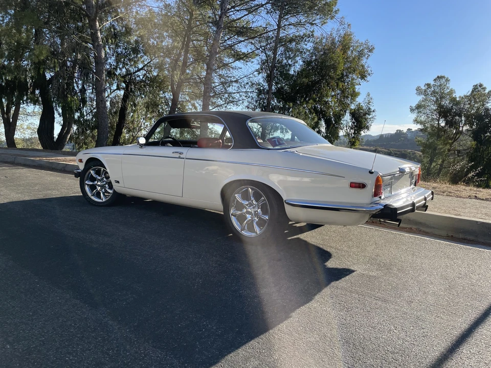 1975 Jaguar XJ Coupe - Image 10 of 31