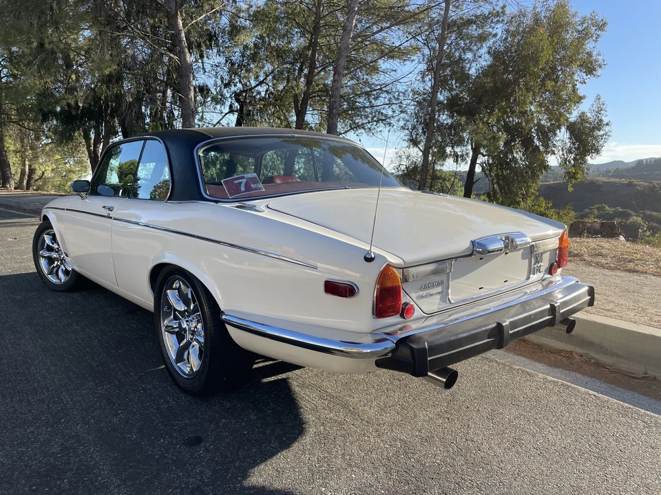 1975 Jaguar XJ Coupe - Image 9 of 31