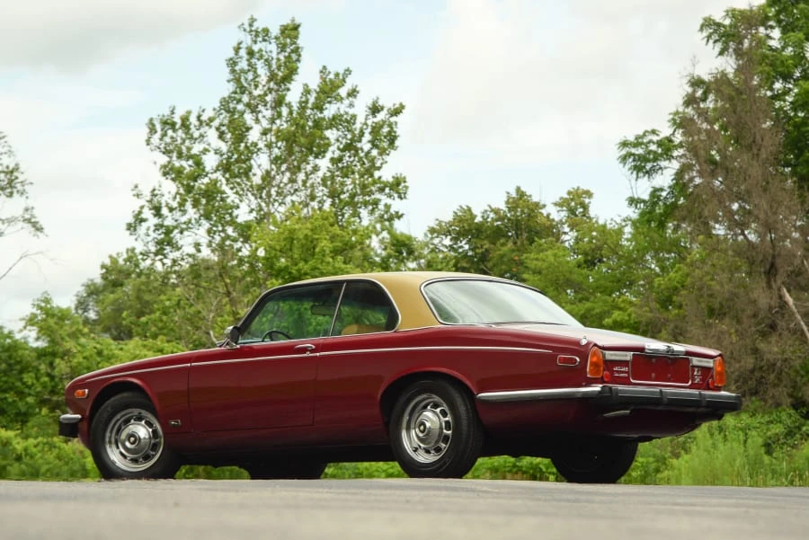 1975 Jaguar XJ Coupe - Image 2 of 10