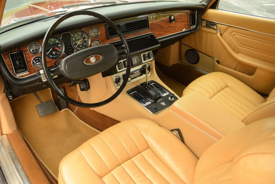 1975 Jaguar XJ Coupe - Image 4 of 10