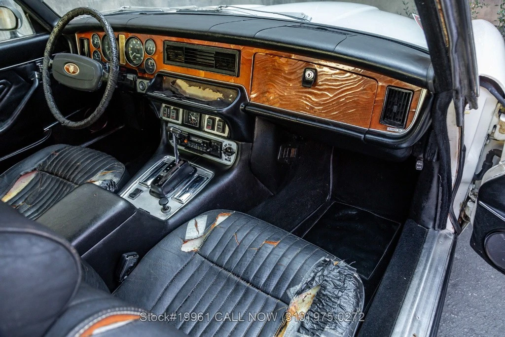 1975 Jaguar XJ Coupe - Image 22 of 24