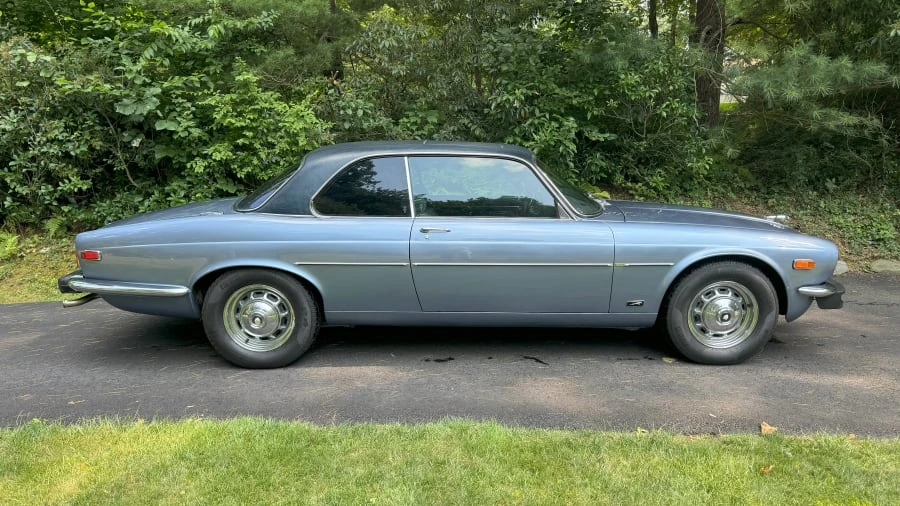 1975 Jaguar XJ Coupe - Image 2 of 25