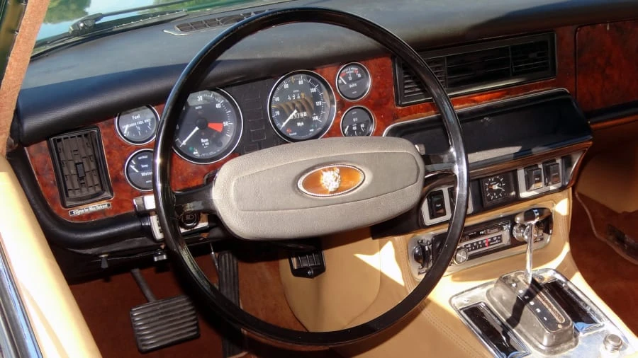 1975 Jaguar XJ Coupe - Image 4 of 16