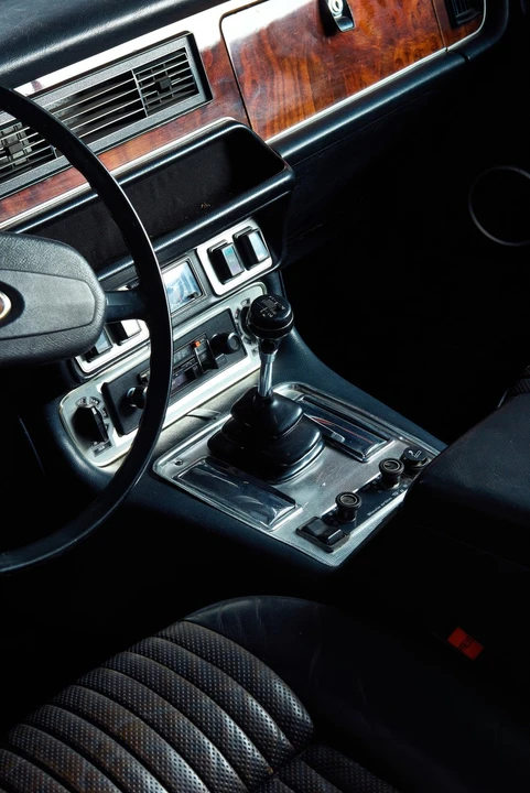 1975 Jaguar XJ Coupe - Image 10 of 30