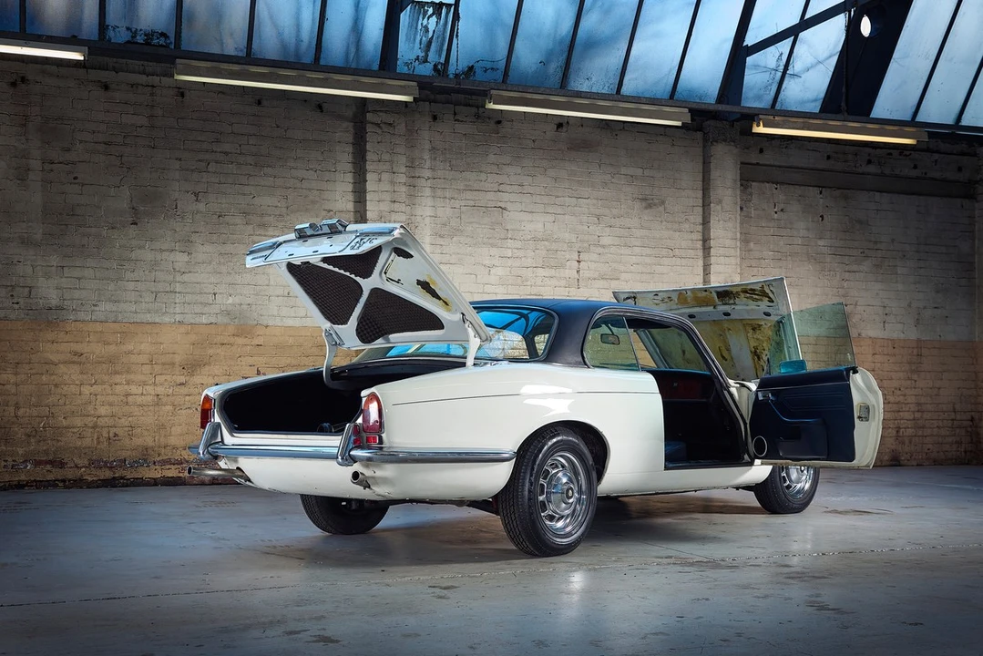 1975 Jaguar XJ Coupe - Image 4 of 30
