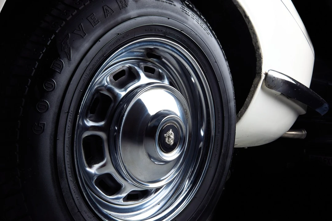 1975 Jaguar XJ Coupe - Image 7 of 30