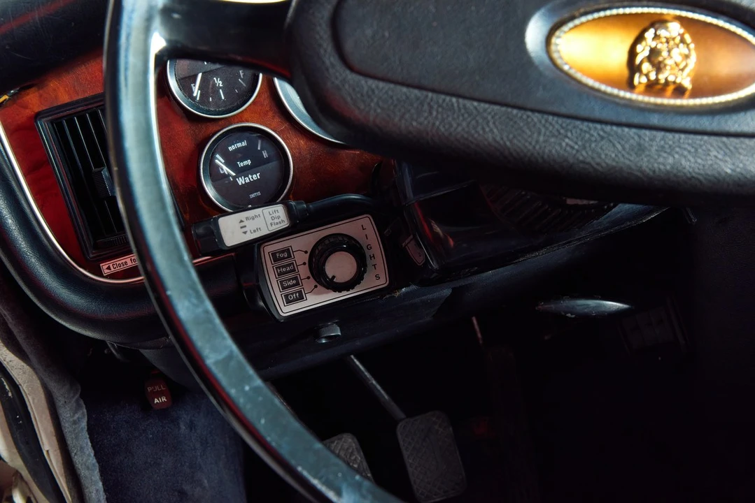 1975 Jaguar XJ Coupe - Image 17 of 30