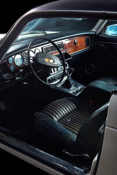 1975 Jaguar XJ Coupe - Image 8 of 30