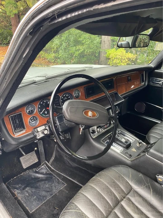 1975 Jaguar XJ Coupe - Image 6 of 10