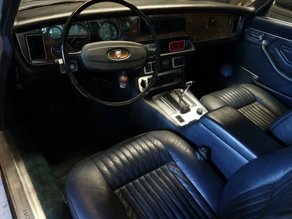1975 Jaguar XJ Coupe - Image 10 of 10