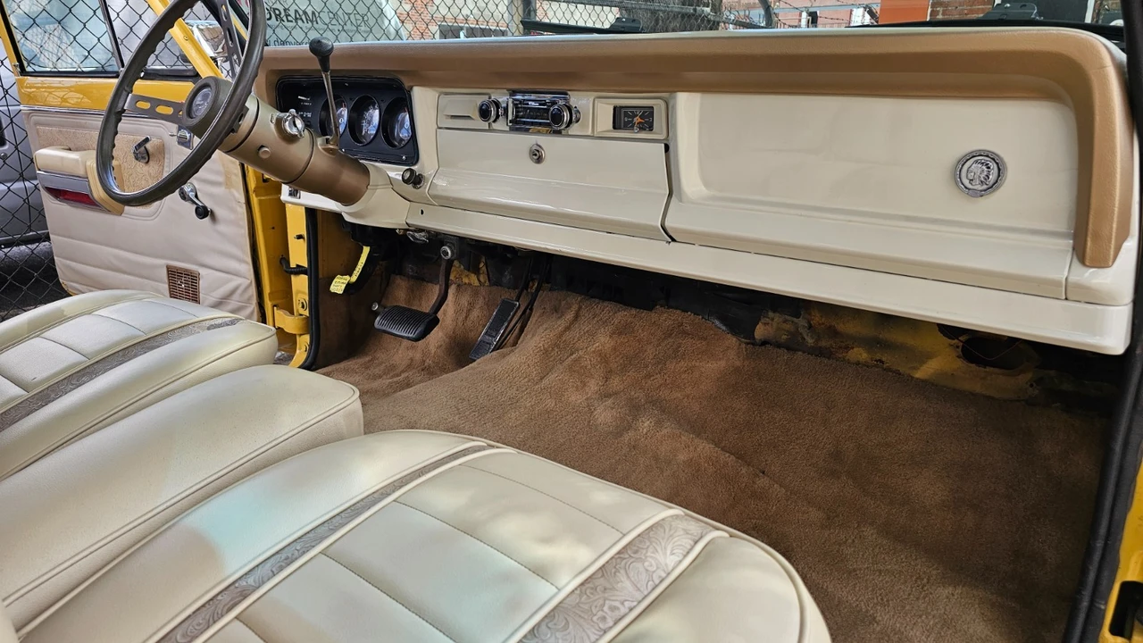1975 Jeep SJ Cherokee - Image 10 of 19