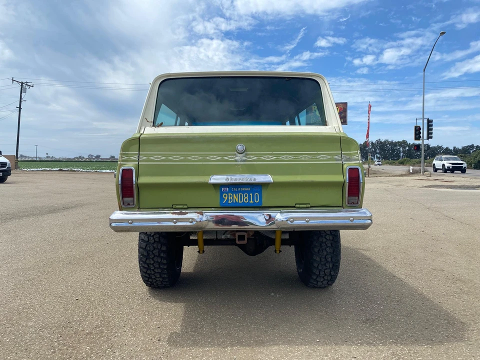 1975 Jeep SJ Cherokee - Image 10 of 31