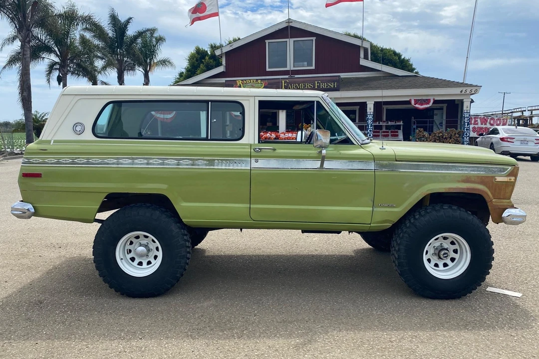 1975 Jeep SJ Cherokee - Image 8 of 31