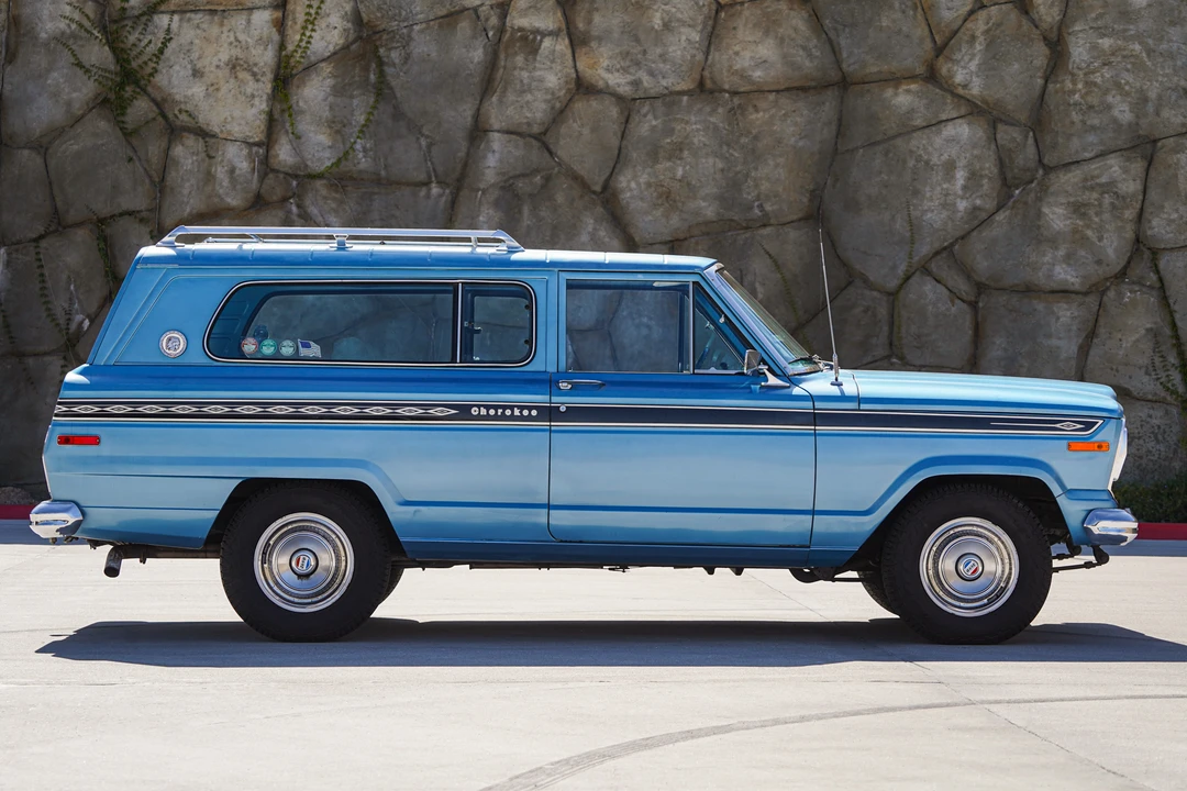 1975 Jeep SJ Cherokee - Image 10 of 31