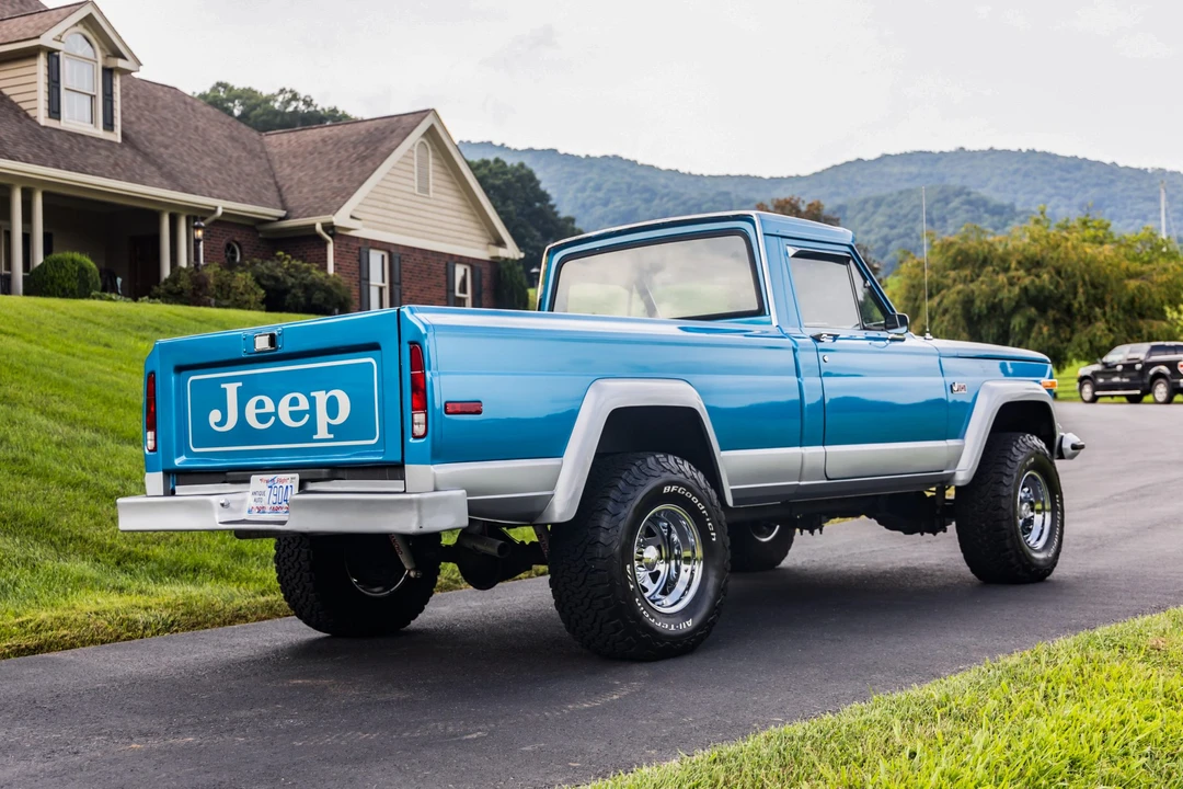 1975 Jeep SJ Gladiator - Image 6 of 31