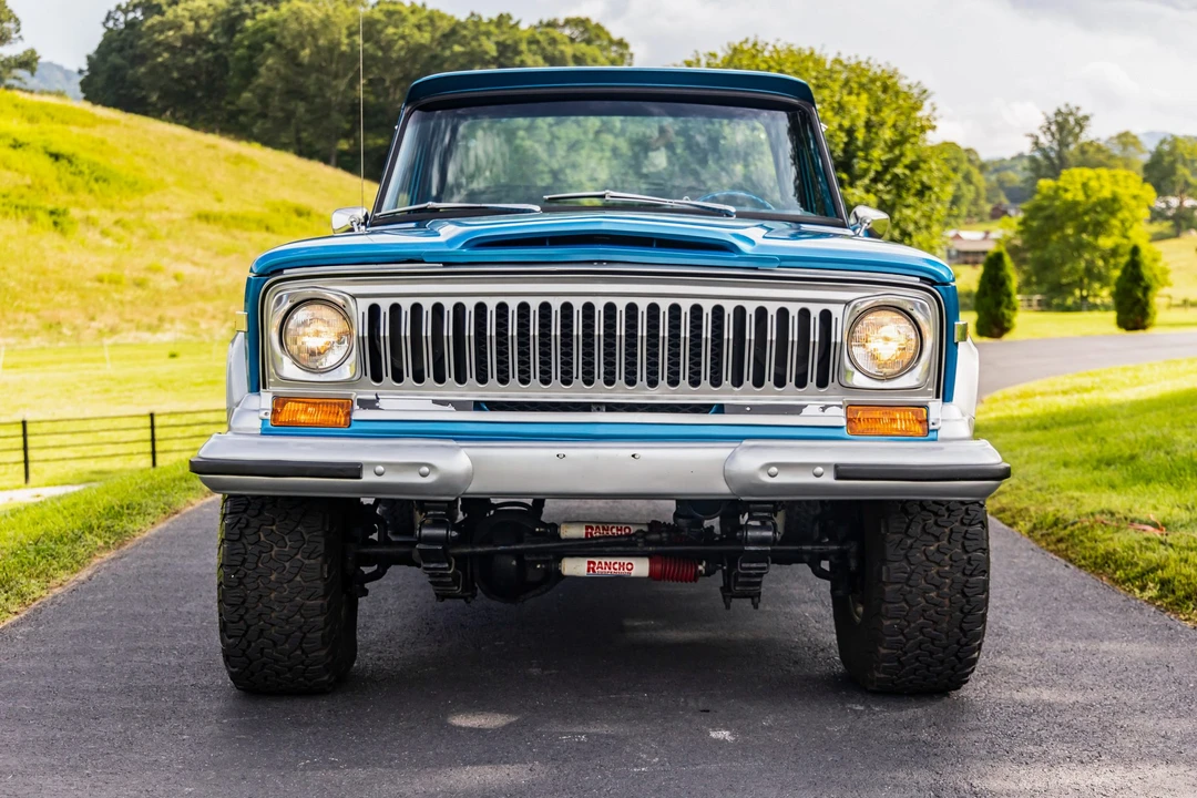 1975 Jeep SJ Gladiator - Image 10 of 31