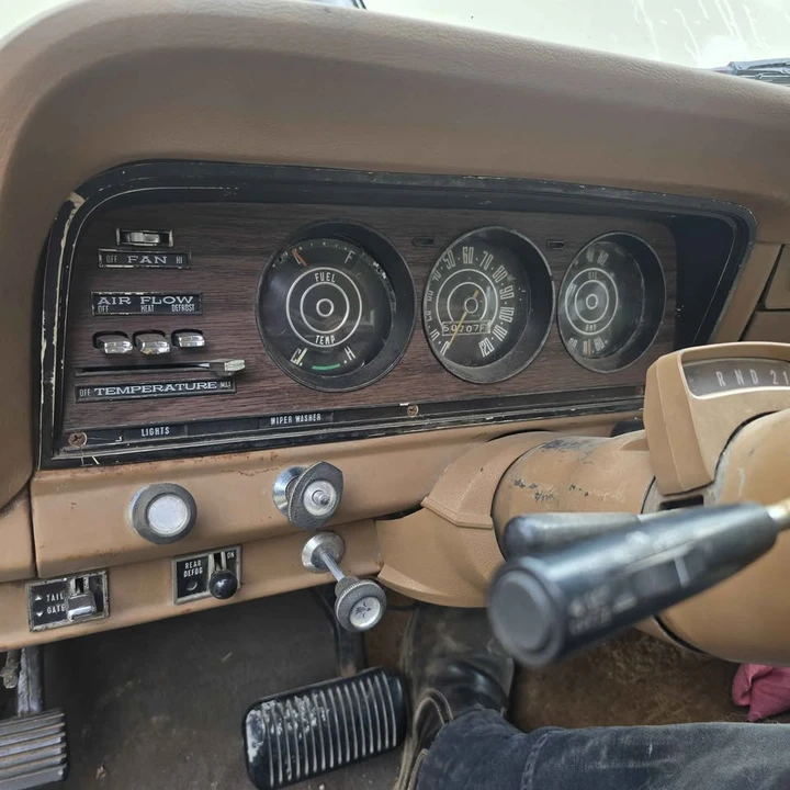 1975 Jeep SJ Wagoneer - Image 4 of 21