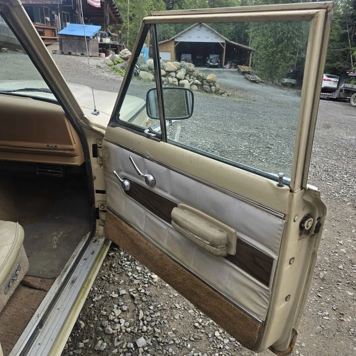 1975 Jeep SJ Wagoneer - Image 17 of 21