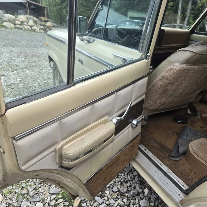 1975 Jeep SJ Wagoneer - Image 9 of 21