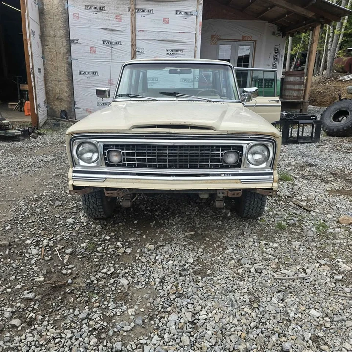 1975 Jeep SJ Wagoneer - Image 8 of 21