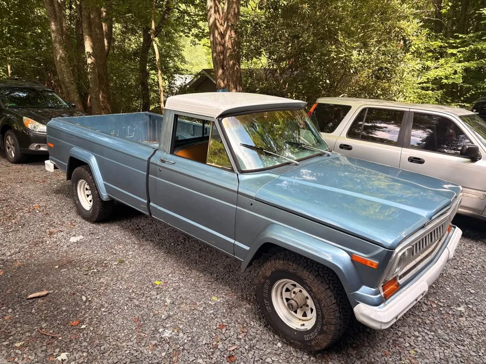 1975 Jeep SJ Gladiator - Image 2 of 9