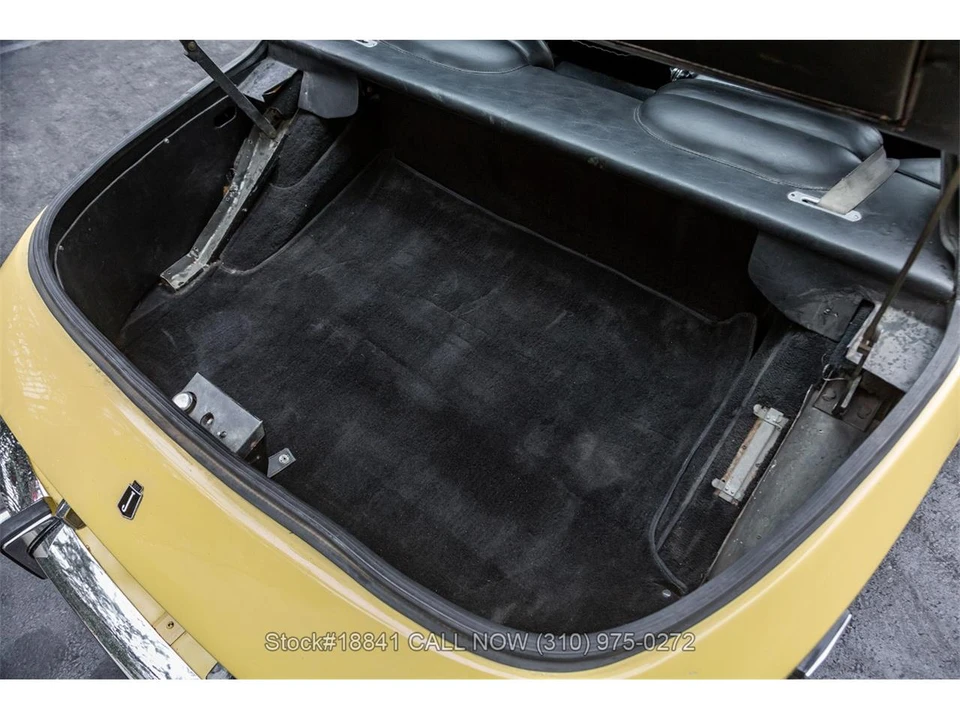 1975 Jensen Interceptor - Image 25 of 31