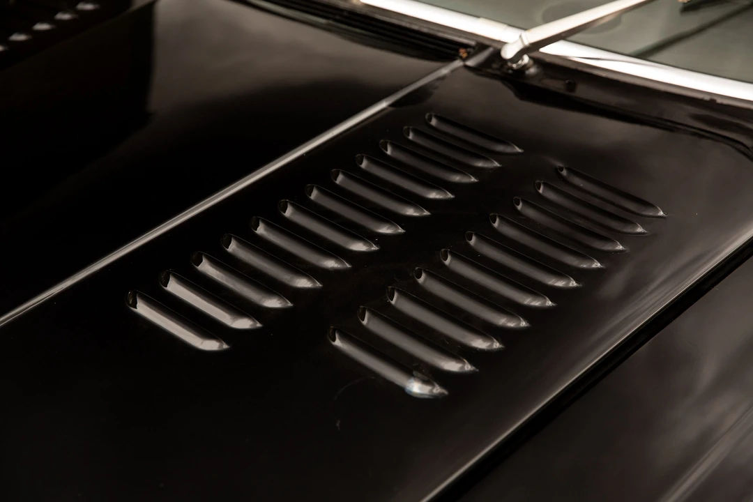 1975 Jensen Interceptor - Image 25 of 31