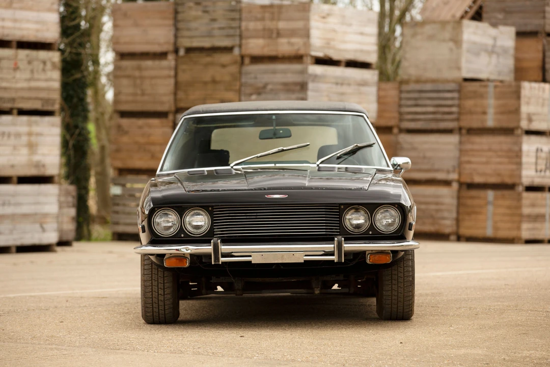 1975 Jensen Interceptor - Image 5 of 31