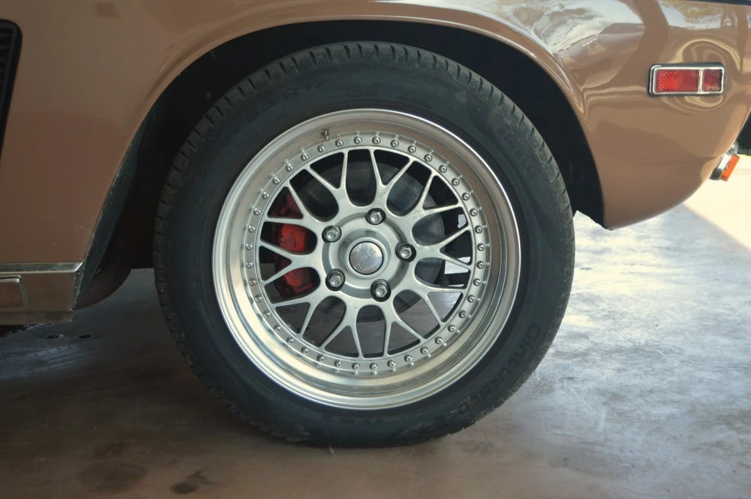 1975 Jensen Interceptor - Image 24 of 30