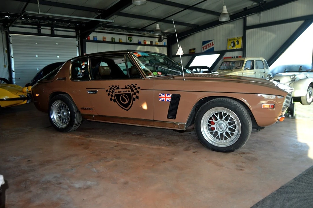 1975 Jensen Interceptor - Image 3 of 30