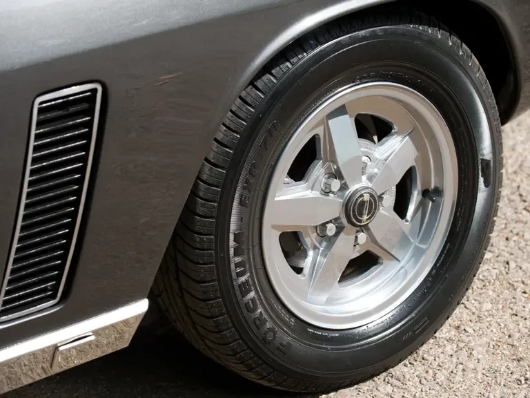 1975 Jensen Interceptor - Image 11 of 19