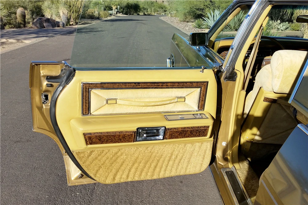 1975 Lincoln Continental 5th Gen - Image 5 of 5
