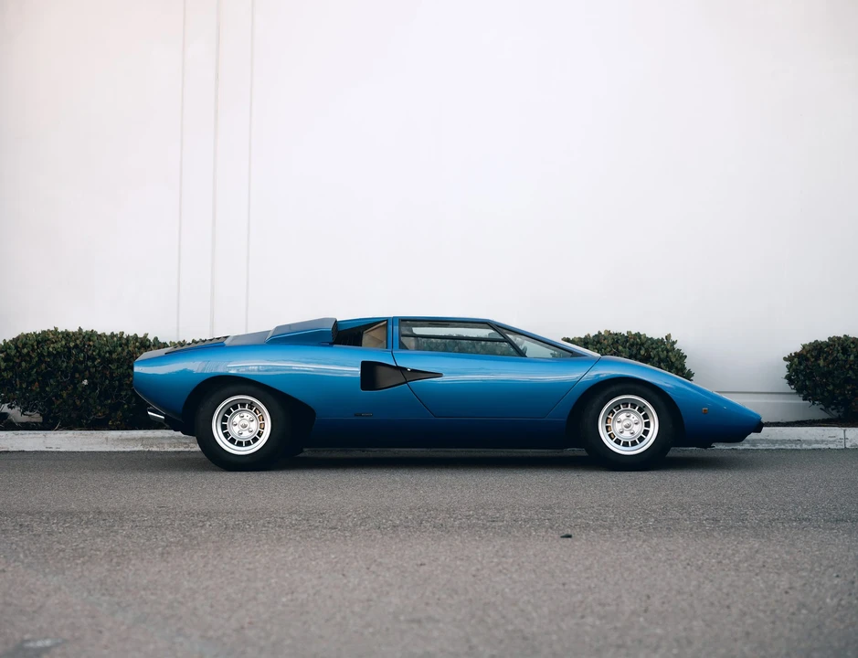 1975 Lamborghini Countach LP400 - Image 9 of 31