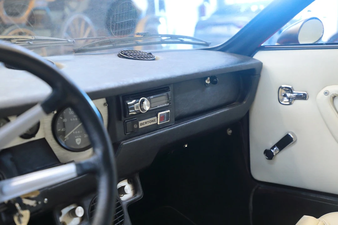 1975 Lamborghini Urraco P250 - Image 18 of 30