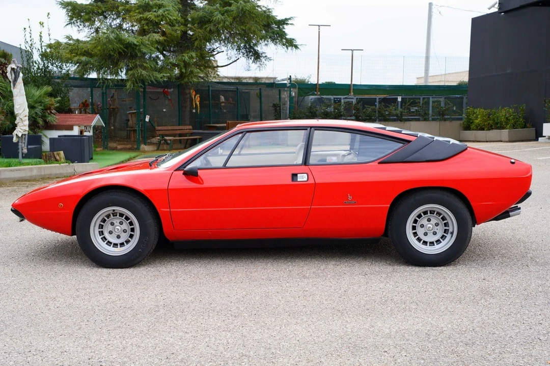 1975 Lamborghini Urraco P250 - Image 2 of 30