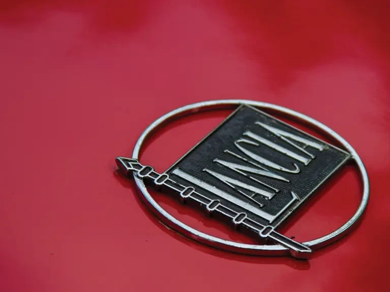 1975 Lancia - Image 6 of 12