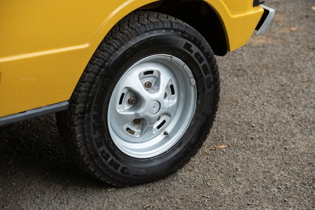 1975 Land Rover Range Rover Classic - Image 19 of 30