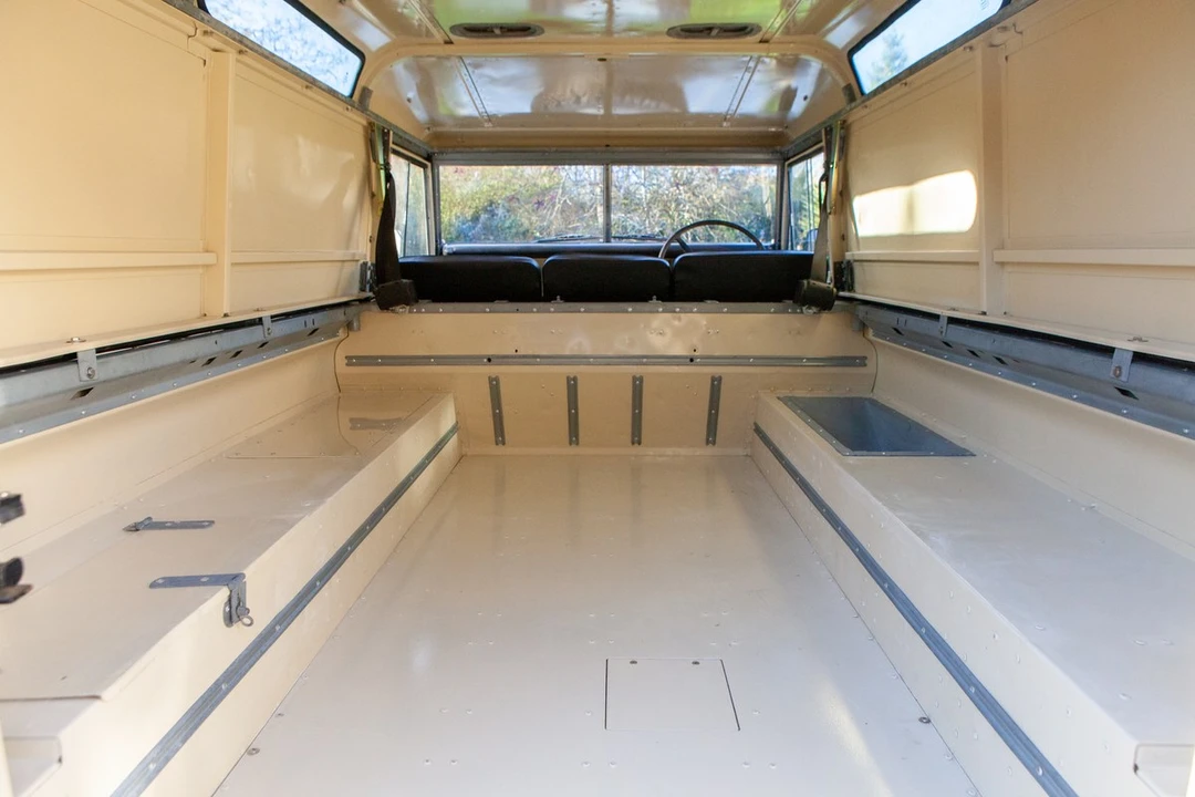 1975 Land Rover Series III 109 - Image 5 of 30